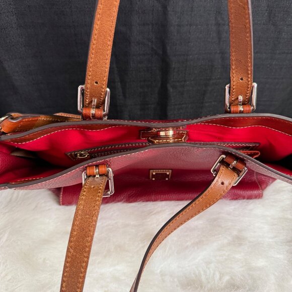 Rare DOONEY & BOURKE Large MINDY Pebble Leather Tote & Crossbody Cranberry - Picture 7 of 16